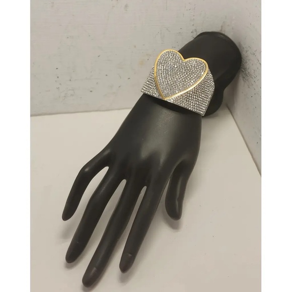 Zadig & Voltaire - Crystal Heart - Idol Strass Cuff Bracelet NWT Gorgeous! - Picture 9 of 14